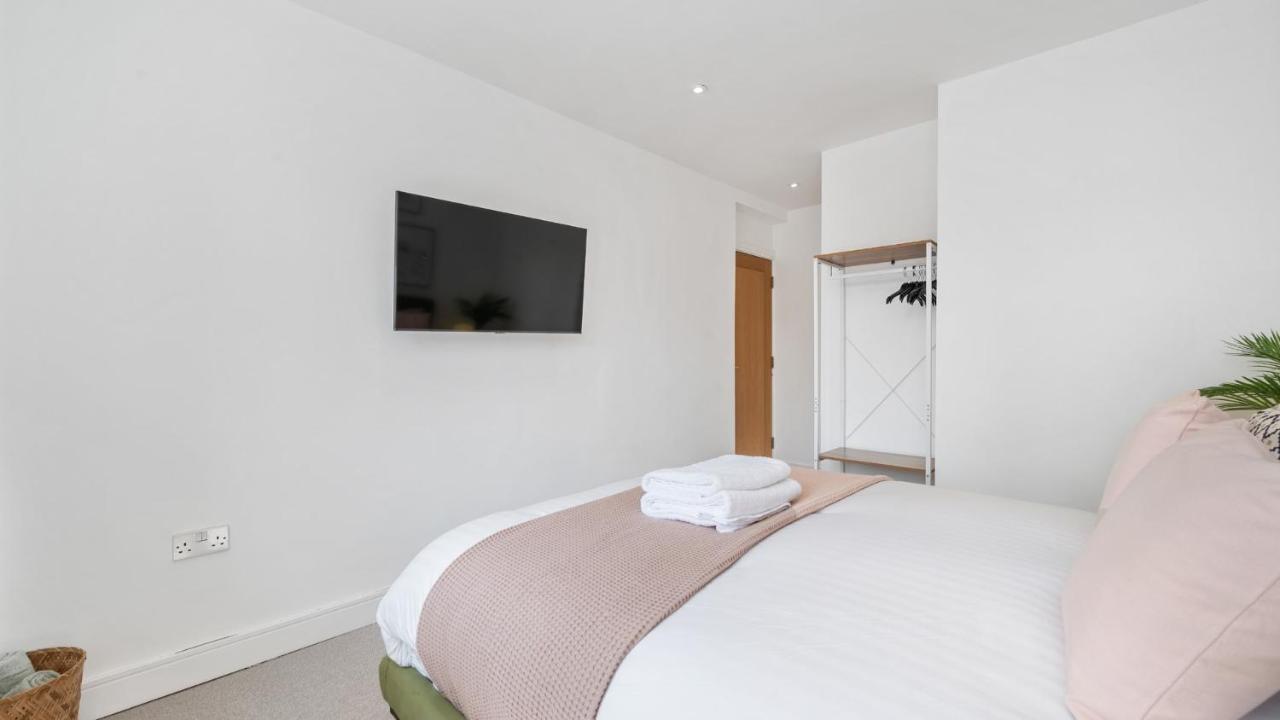 Lark Lane Hideaway *